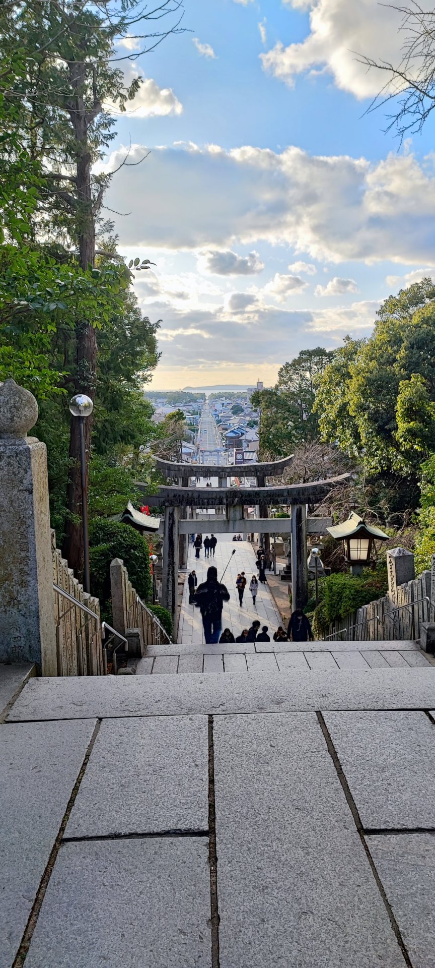 Miyajidake Shrine: Fukuoka’s Sunset Boulevard