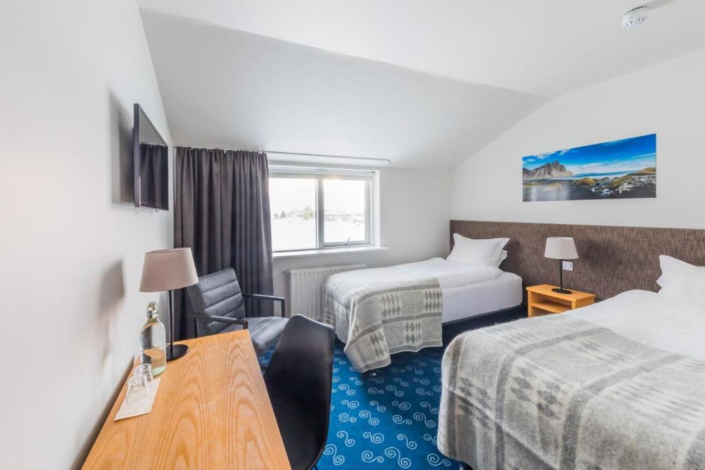 Hotel Litli Geysir: Staying near Strokkur Geyser