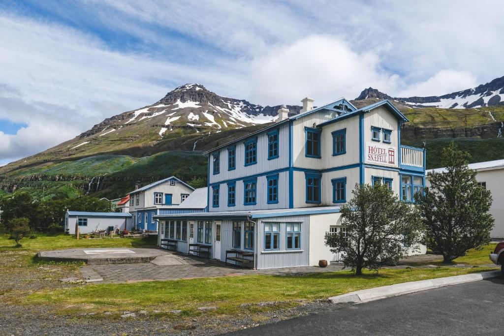 Hótel Snæfell – Hotel by Aldan: A review (Iceland)